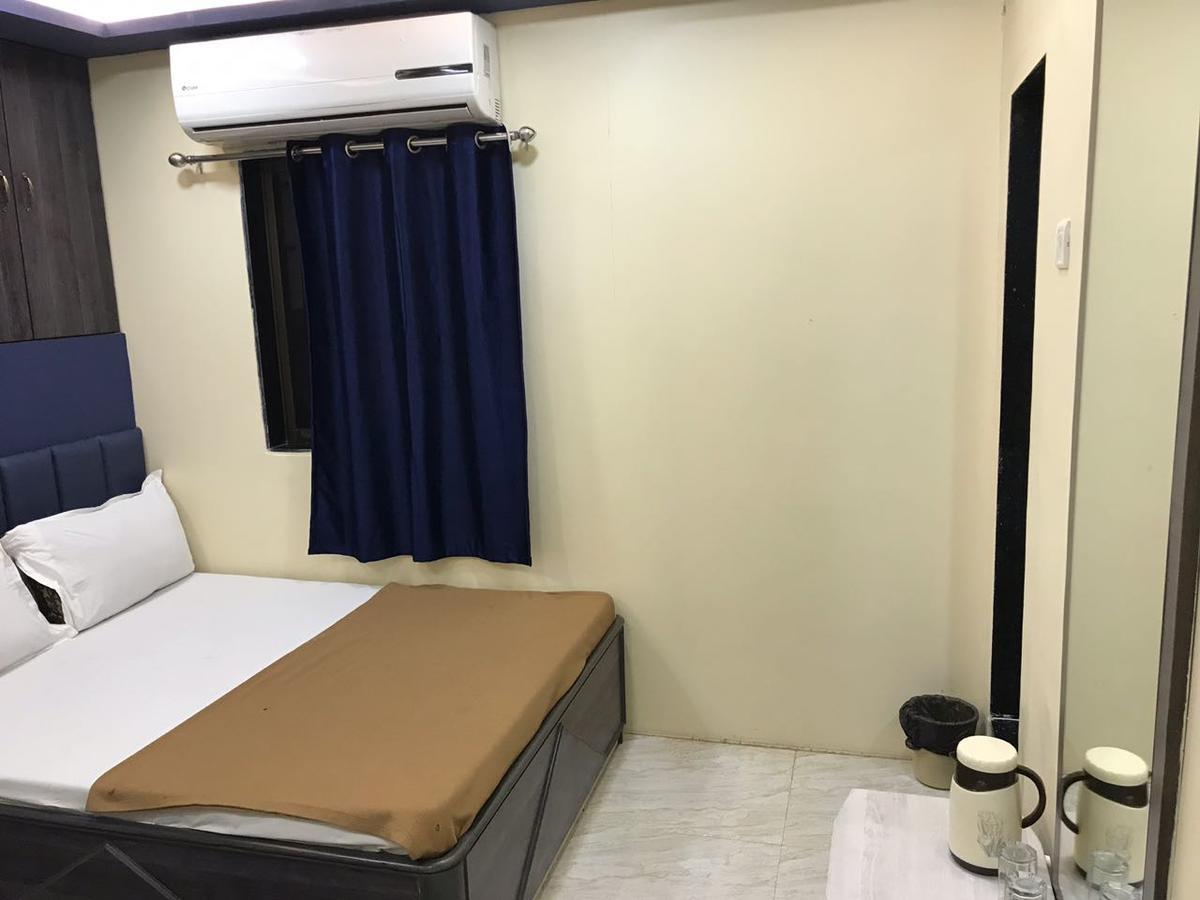 Hotel Shalimar Palace Mumbai Bagian luar foto